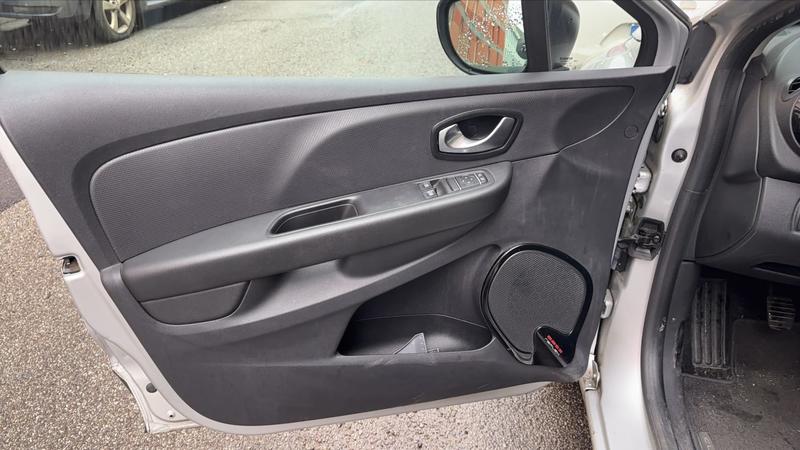 Renault Clio IV 1.2 75 Zen