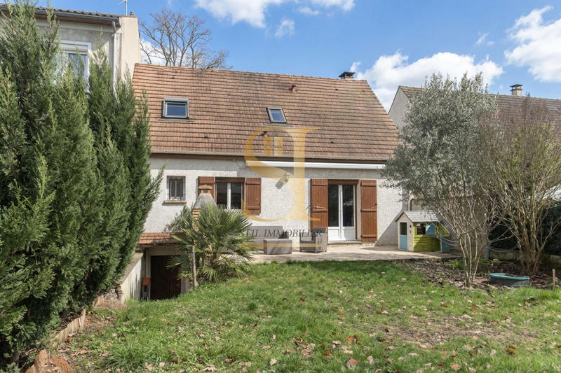 Maison - 101 m² - 5 pièces
