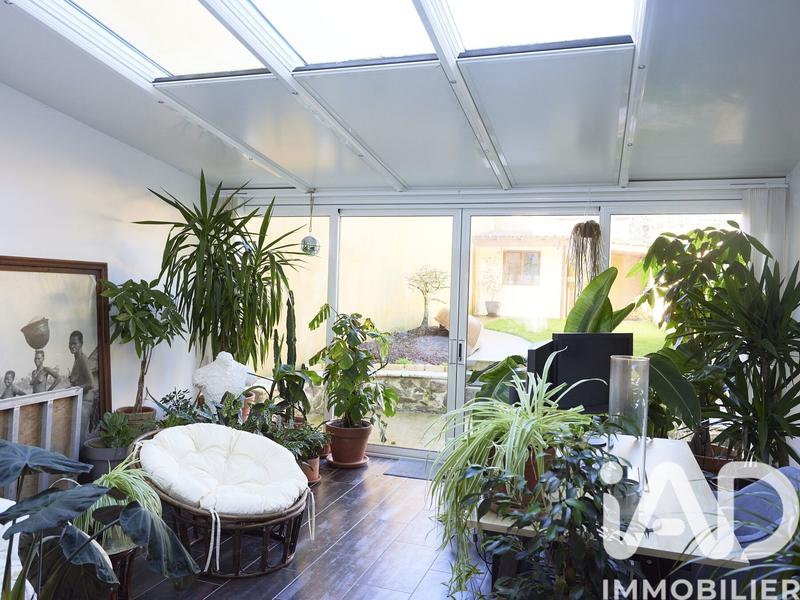 Maison - 180 m² - 7 pièces