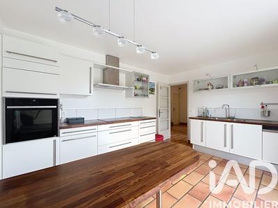 Maison - 183 m² - 6 pièces