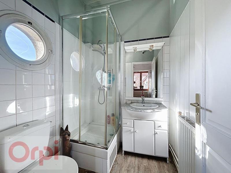 Pavillon - 90 m² - 5 pièces