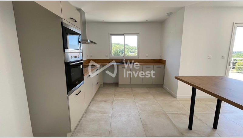 Maison - 114 m² - 6 pièces