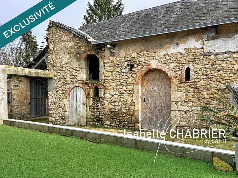 Maison - 220 m² - 6 pièces