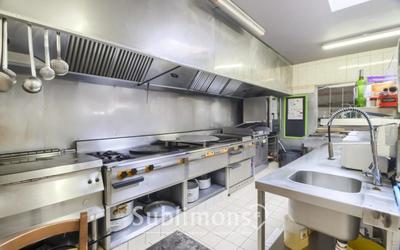 Local d'activité / Entrepôt - 700 m²