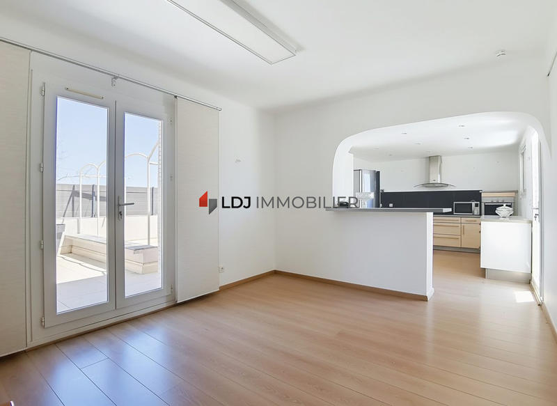 Appartement - 130 m² - 4 pièces