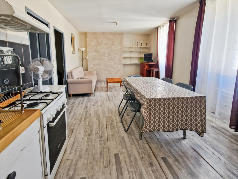 Maison - 140 m² - 6 pièces