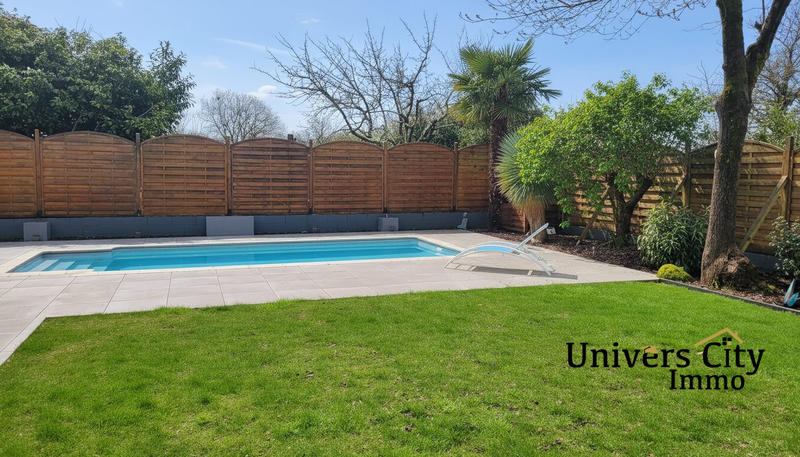 Maison - 186 m² - 7 pièces