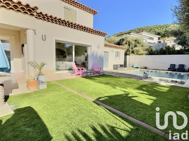 Maison - 113 m² - 5 pièces