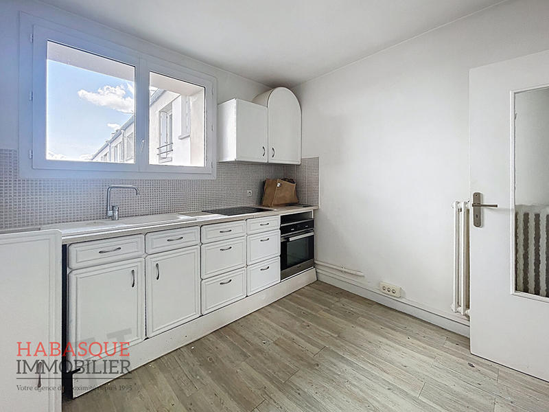 Appartement - 87 m² - 4 pièces