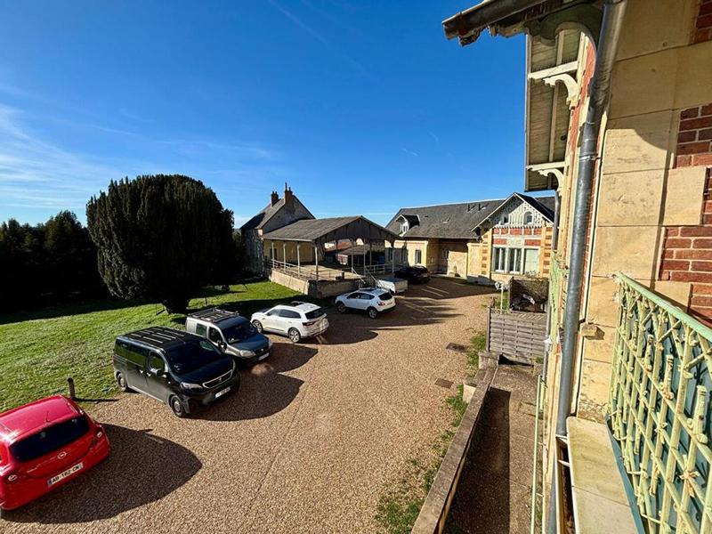 Immeuble - 700 m² - 32 pièces