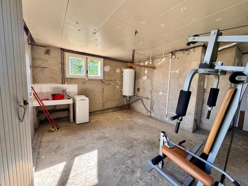 Villa - 200 m² - 10 pièces