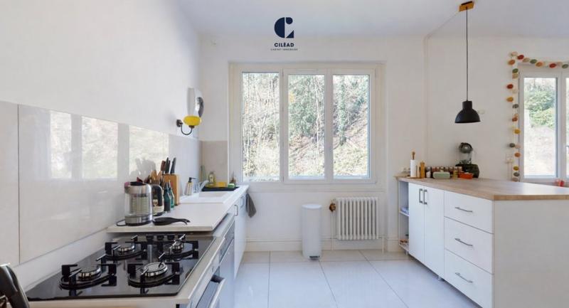 Appartement - 108 m² - 5 pièces