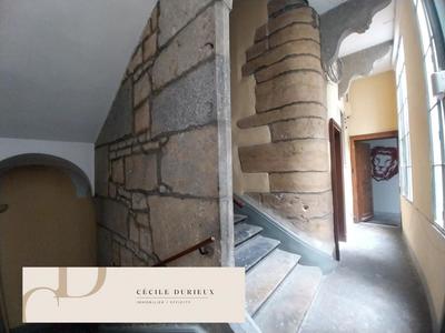 Appartement - 160 m² - 4 pièces