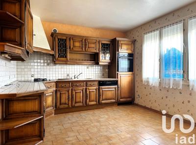 Maison - 96 m² - 5 pièces