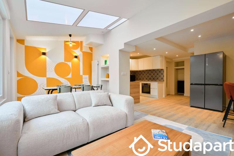 Chambre - 11 m² - 1 pièce