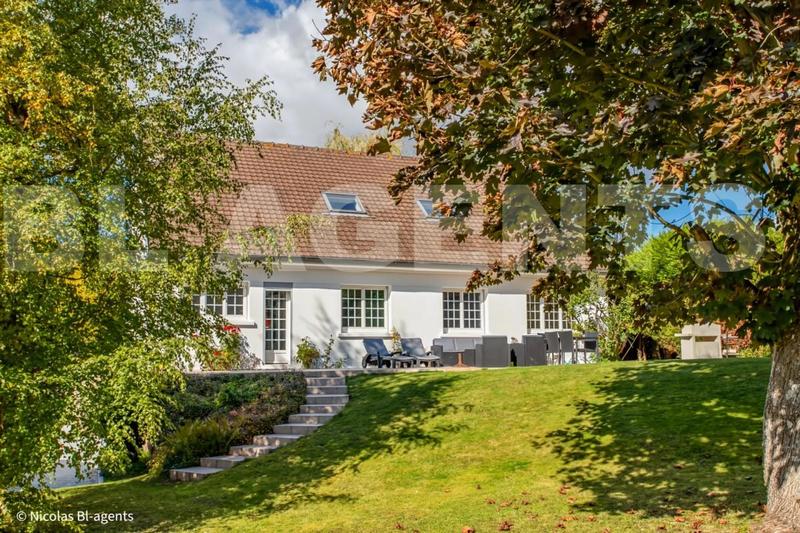 Maison - 182 m² - 6 pièces