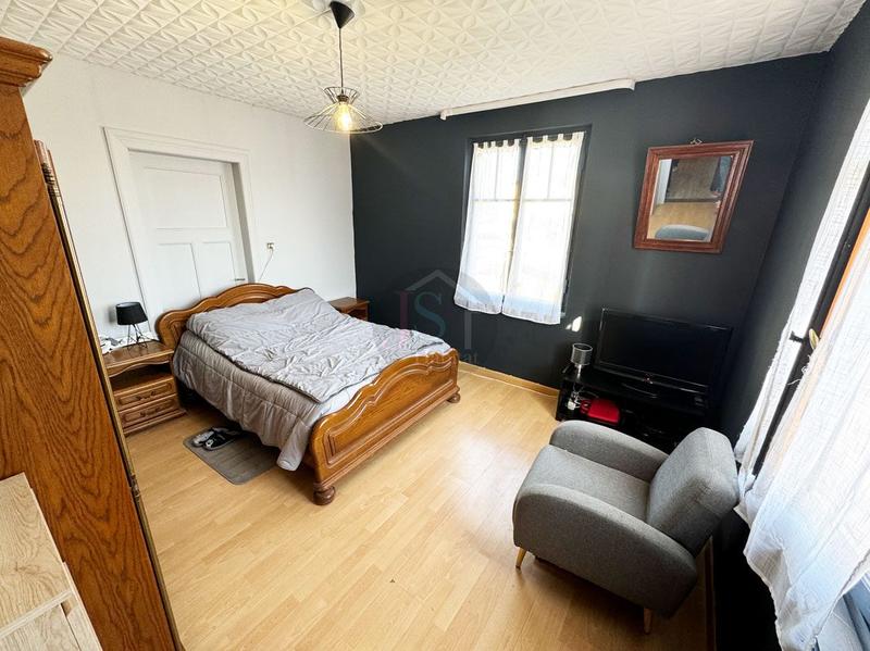 Maison - 137 m² - 6 pièces