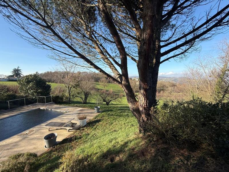 Maison - 135 m² - 5 pièces