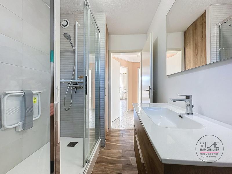 Appartement - 81 m² - 4 pièces