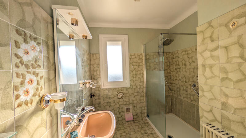 Maison - 131 m² - 6 pièces