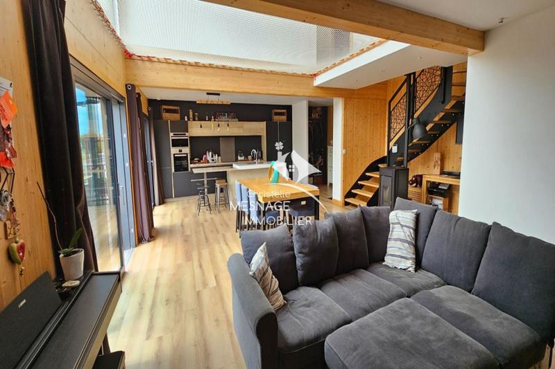 Maison - 162 m² - 6 pièces