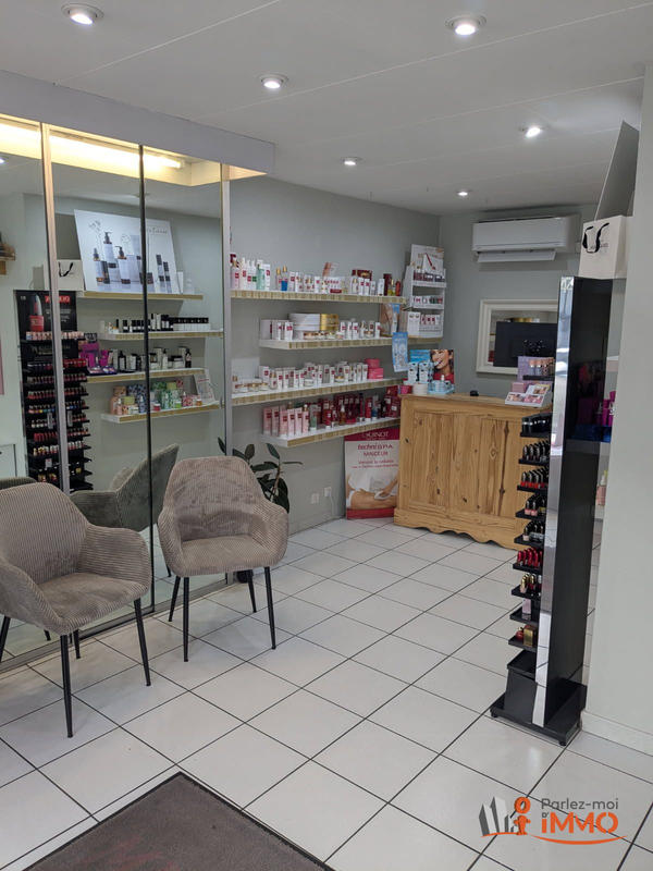 Fonds de commerce - 115 m²