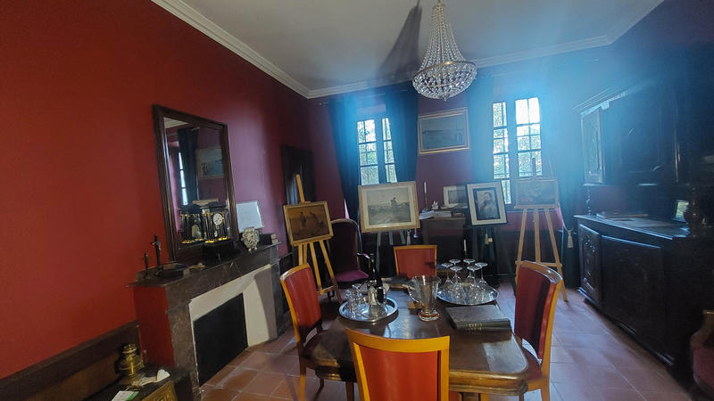 Château - 390 m² - 12 pièces