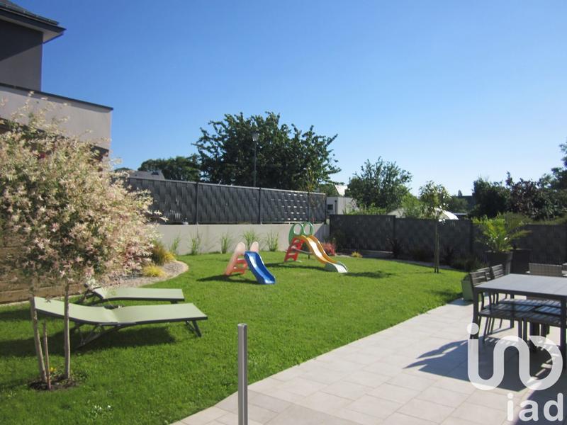 Maison - 98 m² - 5 pièces