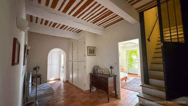 Mas - 324 m² - 8 pièces