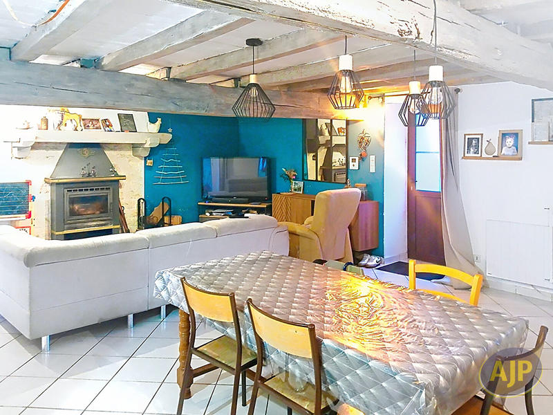 Maison - 82 m² - 4 pièces