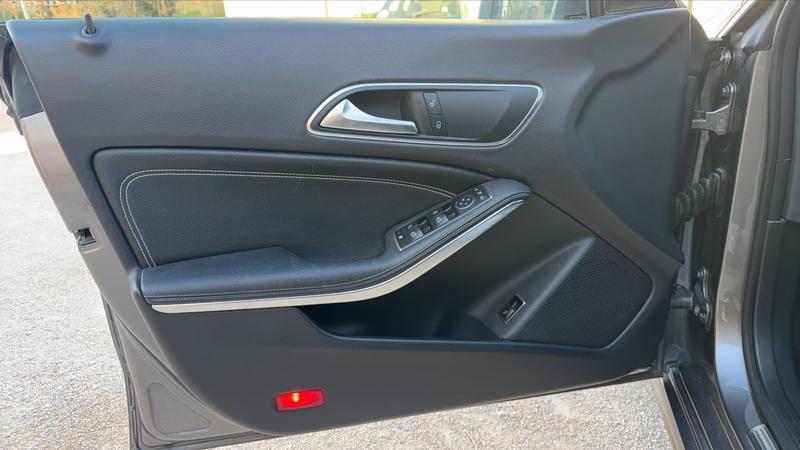 Mercedes Cla Shooting Brake Classe 200 d 136 7g-Dct Launch Edition - Automatique