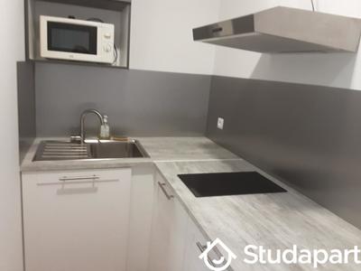 Chambre - 55 m² - 1 pièce