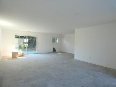 Maison - 116 m² - 4 pièces