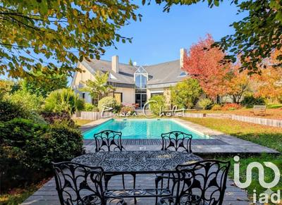 Maison de maîtres - 261 m² - 8 pièces