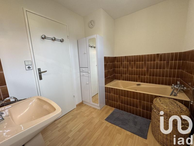 Maison - 96 m² - 6 pièces