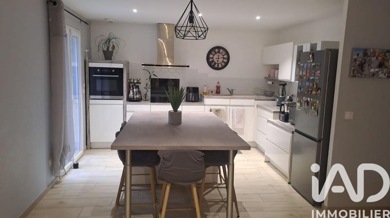 Maison - 111 m² - 4 pièces