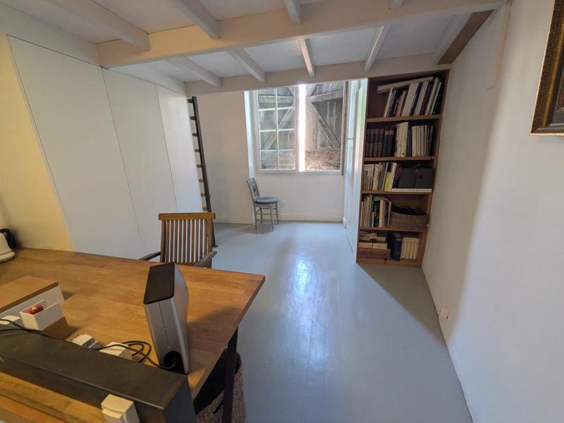 Appartement - 98 m² - 5 pièces