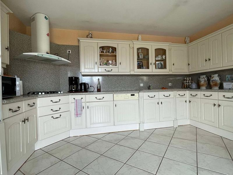 Maison - 170 m² - 6 pièces