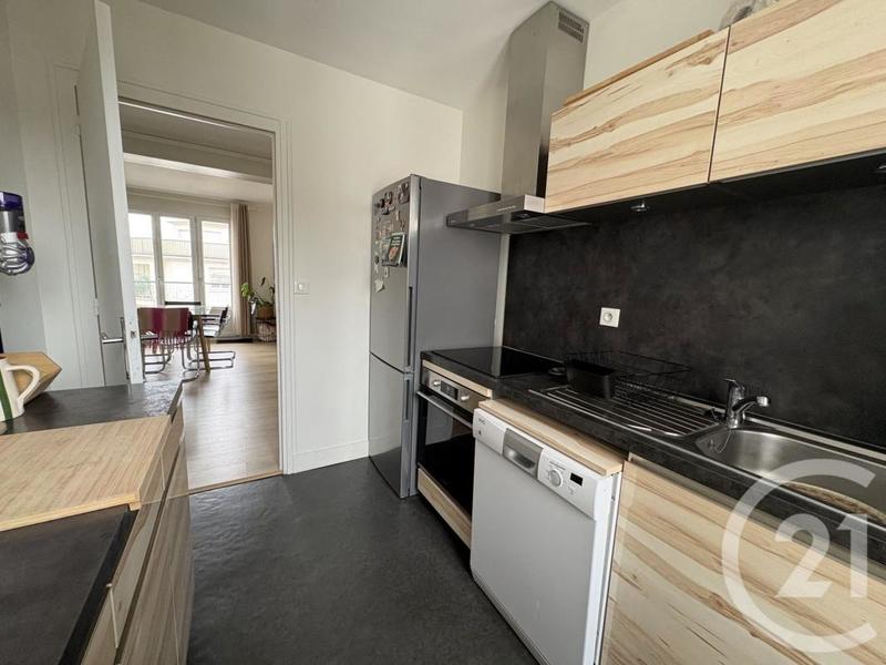 Appartement - 96 m² - 4 pièces