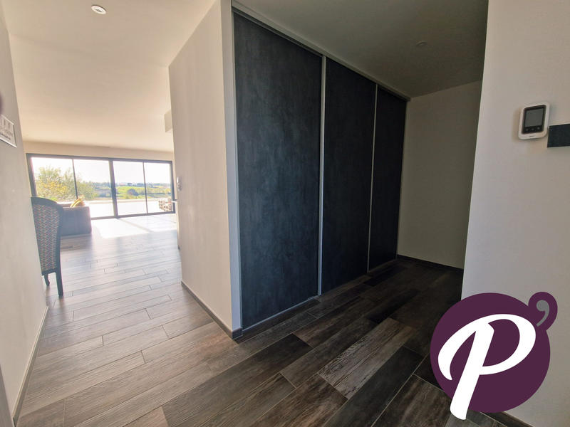 Maison contemporaine - 158 m² - 6 pièces