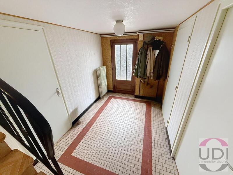 Maison - 104 m² - 4 pièces