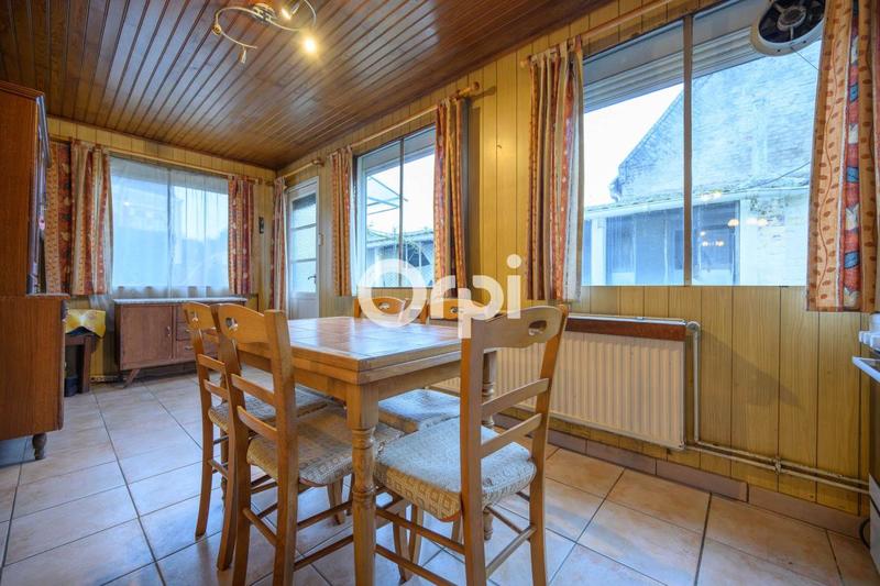 Maison - 96 m² - 5 pièces