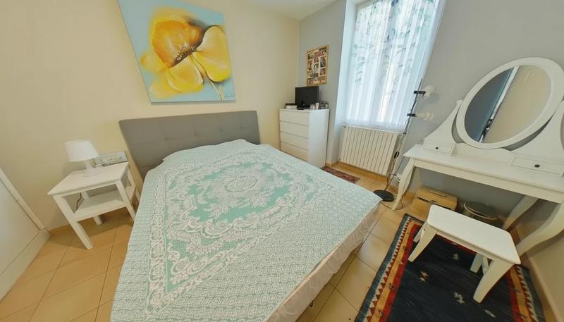 Maison - 180 m² - 7 pièces