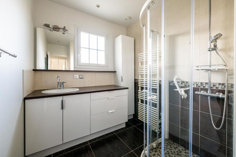 Maison - 111 m² - 5 pièces