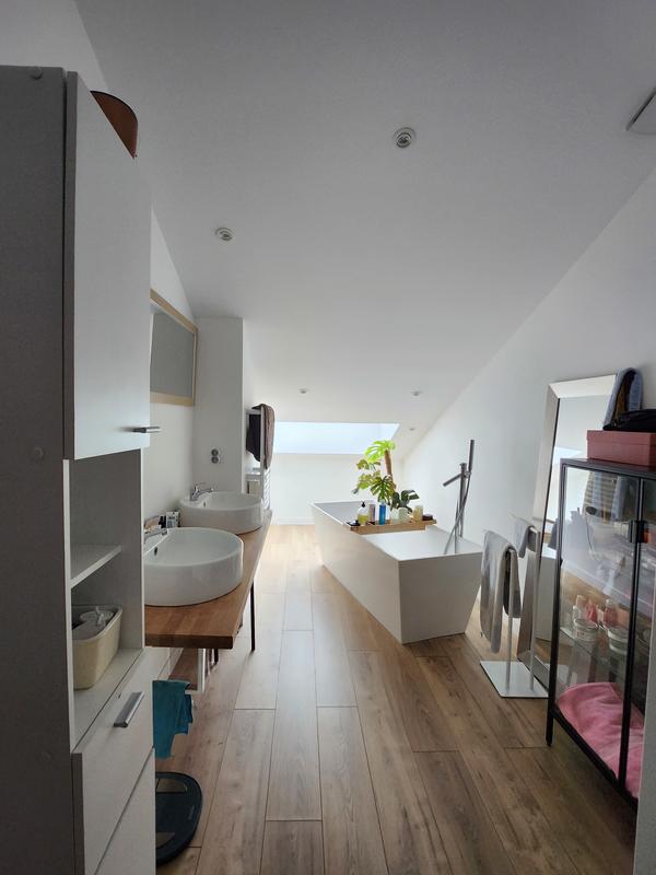 Appartement - 96 m² - 5 pièces