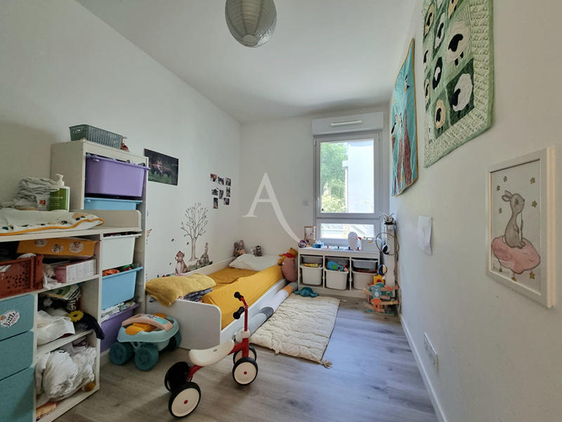 Appartement - 76 m² - 4 pièces
