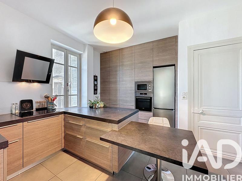 Appartement - 110 m² - 5 pièces