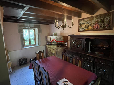 Maison - 105 m² - 6 pièces