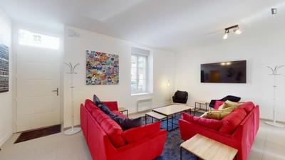 Chambre - 24 m² - 13 pièces