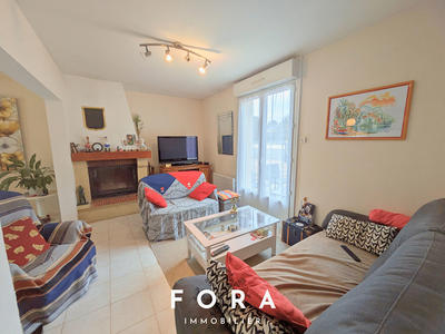 Maison - 94 m² - 4 pièces